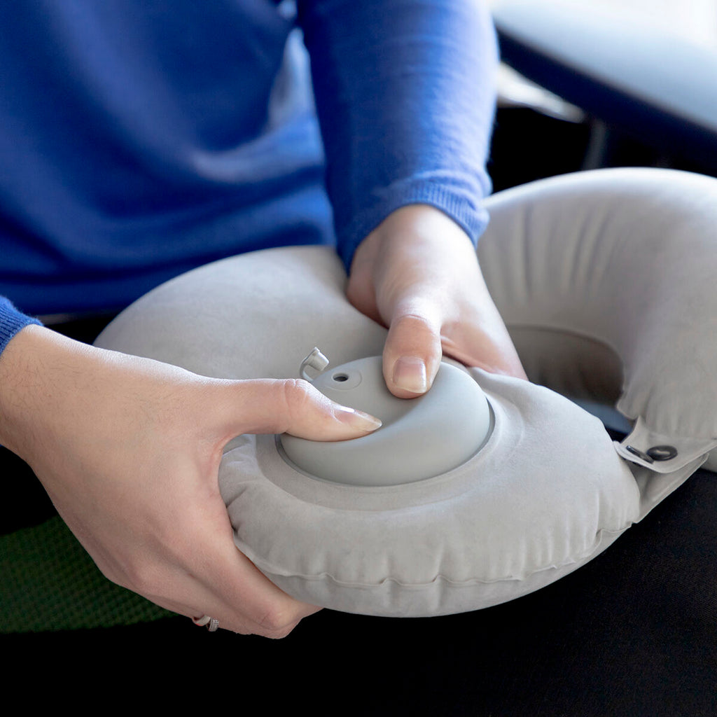 InnovaGoods Auto-Inflatable Neck Cushion-4